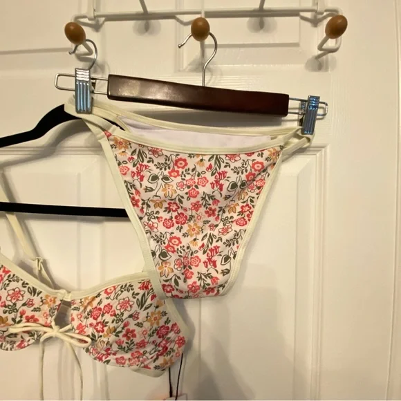 NWT Cider Underwire Floral Cheeky Fully Lined Bikini Swimsuit Small - Picture 10 of 15